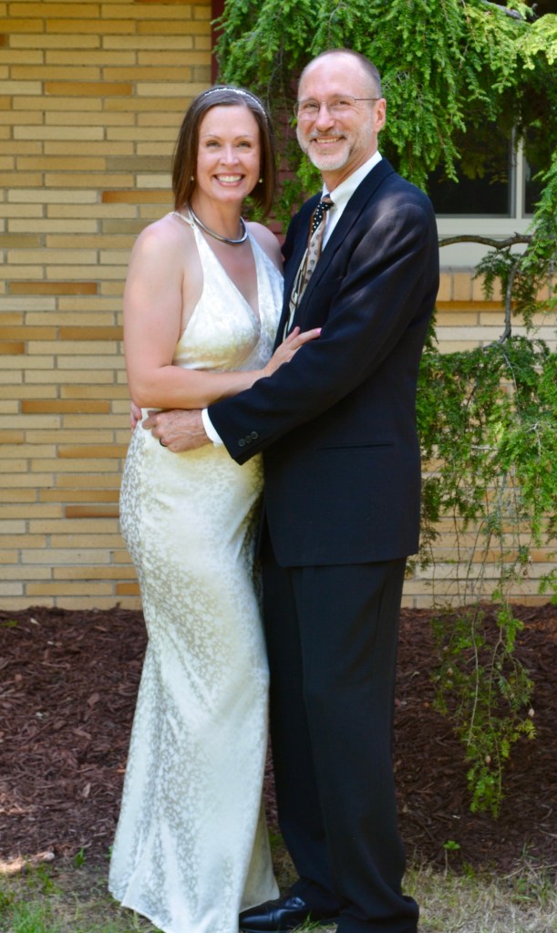 Daniel and Kristin wedding day. Picture by Happy Vegan Campers.