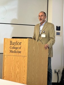 Daniel Dubay MD speaking at Baylor College of Medicine. Picture by Happy Vegan Campers.