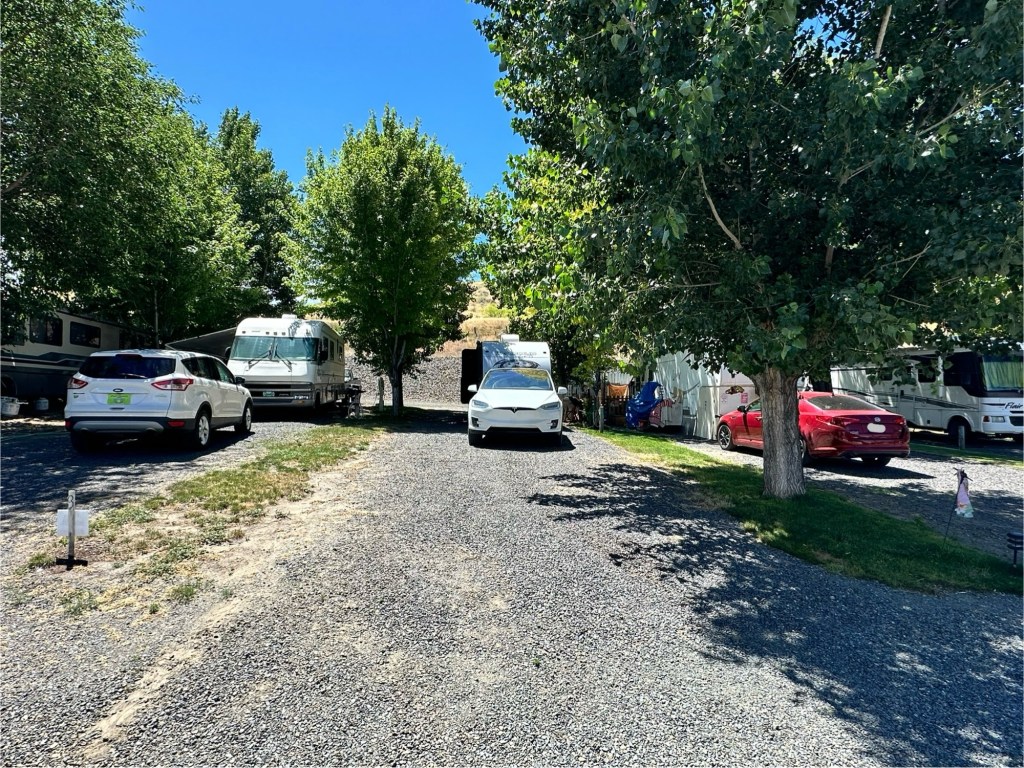 Snake River RV Park of Oregon in Huntington, OR. Picture by Happy Vegan Campers.