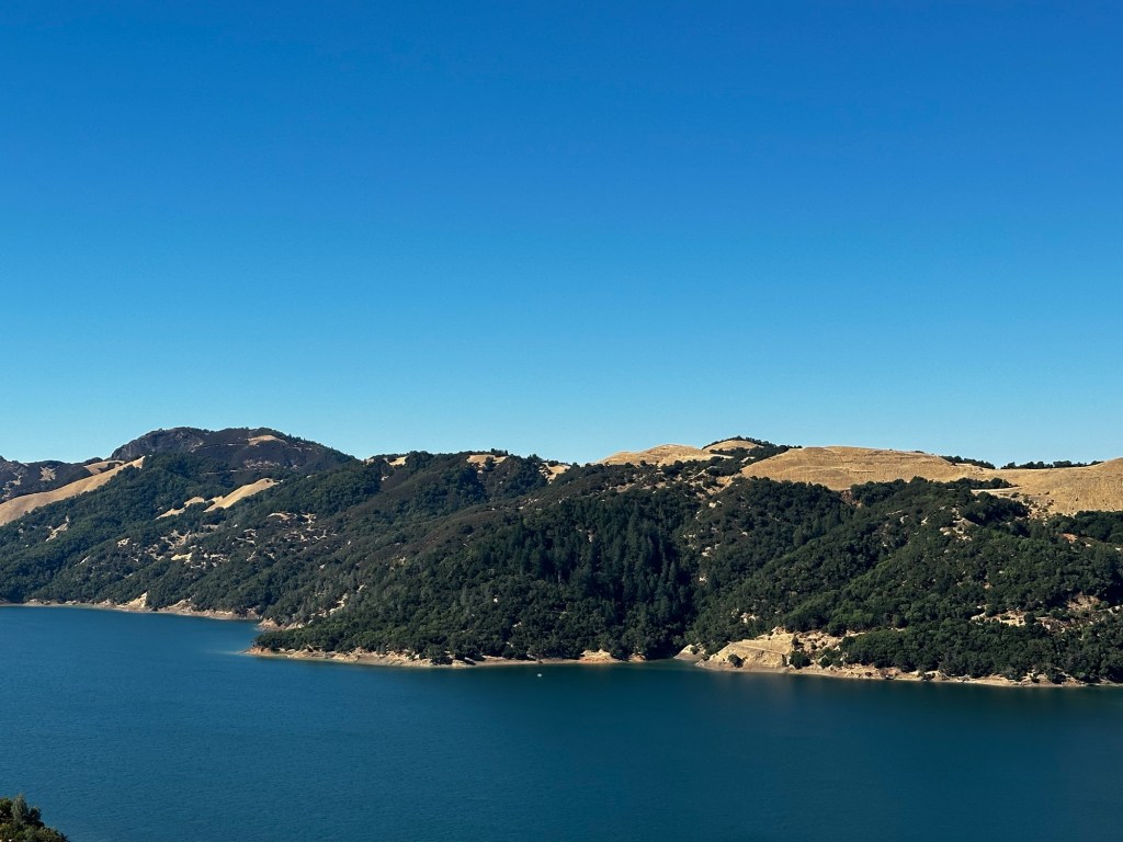 Lake Sonoma in California by Happy Vegan Campers