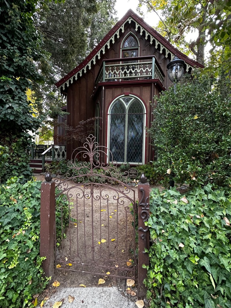 Residence in Nevada City, California by Happy Vegan Campers