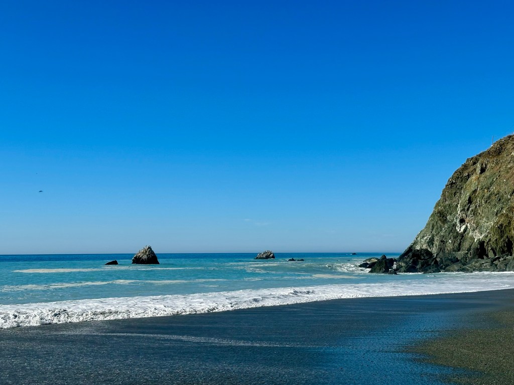 View from Highway 1 near San Simeon, California. Picture by Happy Vegan Campers.