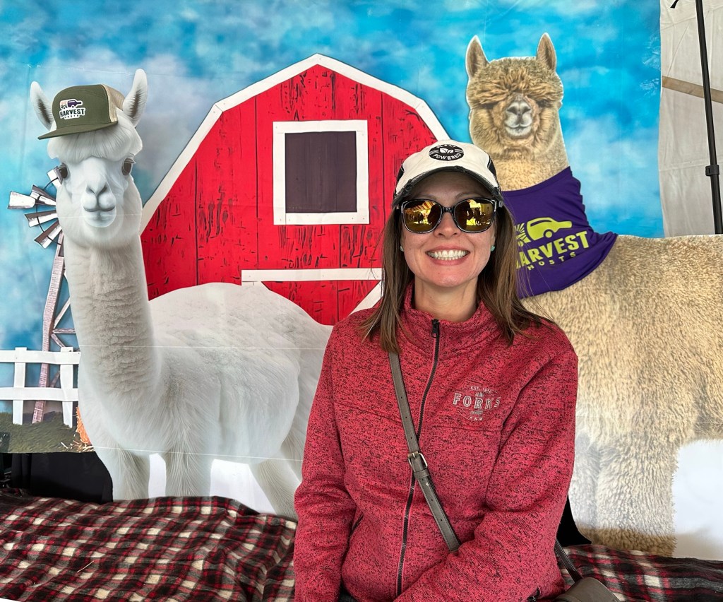 Kristin at the “Big Tent” in Quartzsite, Arizona. Picture by Happy Vegan Campers.