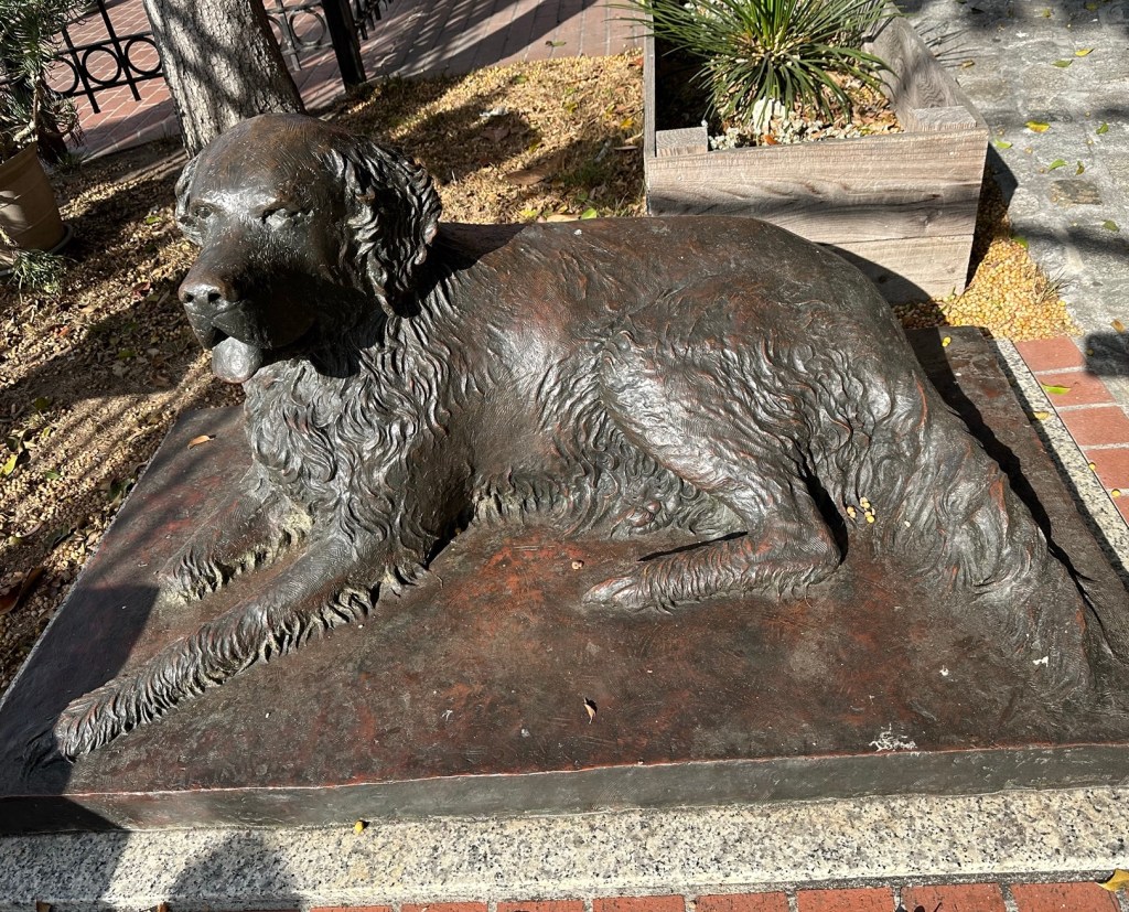 Bum statue in Pocket Park in the Gaslamp Quarter of San Diego, California. Picture by Happy Vegan Campers.