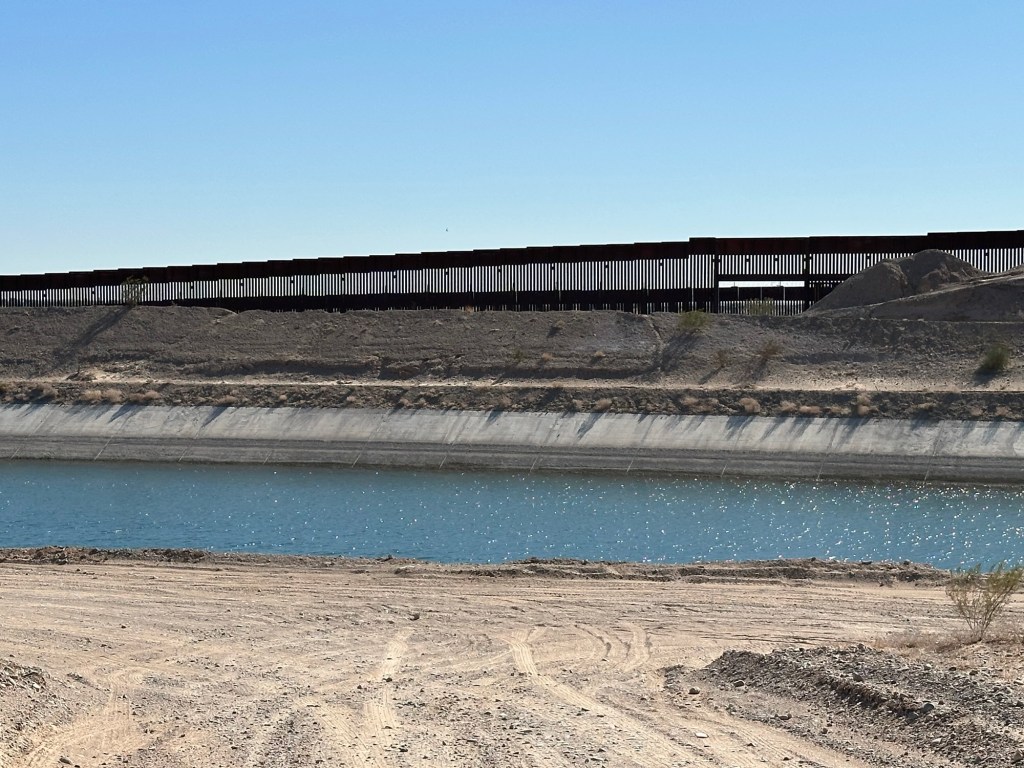 US-Mexico border wall in Winterhaven, California. Picture by Happy Vegan Campers.