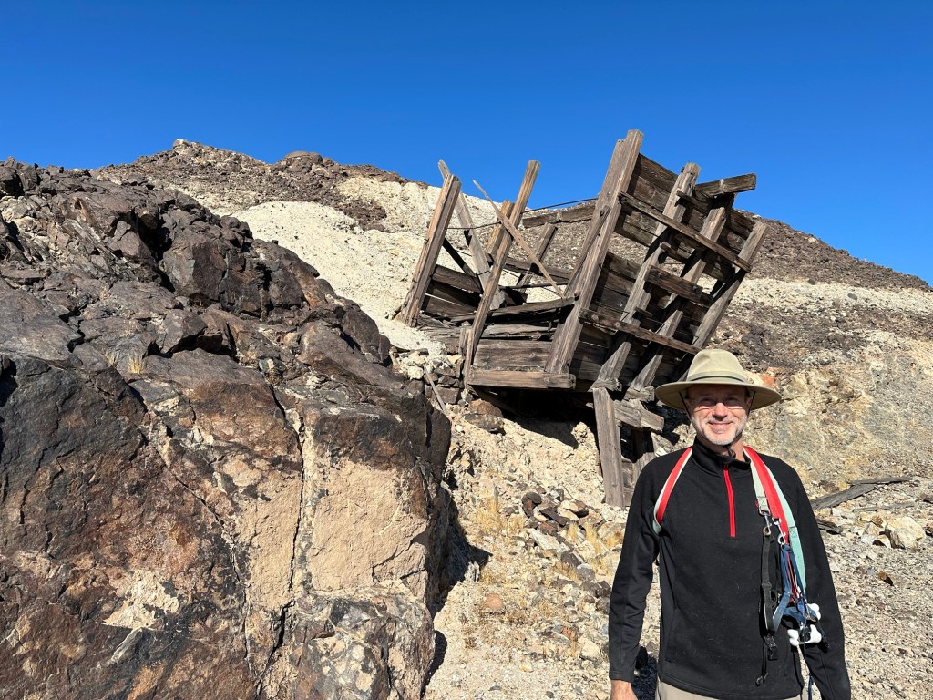 Abandoned mine near American Girl Mine near Yuma, Arizona. Picture by Happy Vegan Campers.