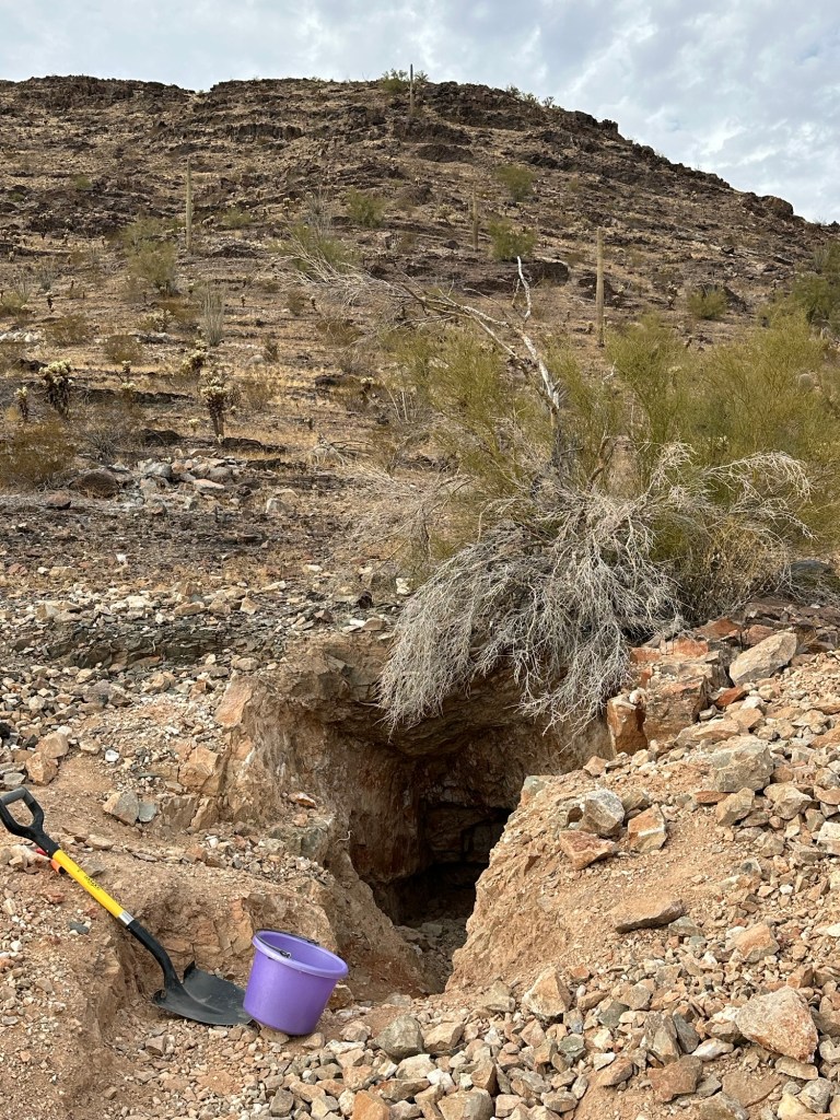 Crystal mine near Quartzsite, Arizona. Picture by Happy Vegan Campers.