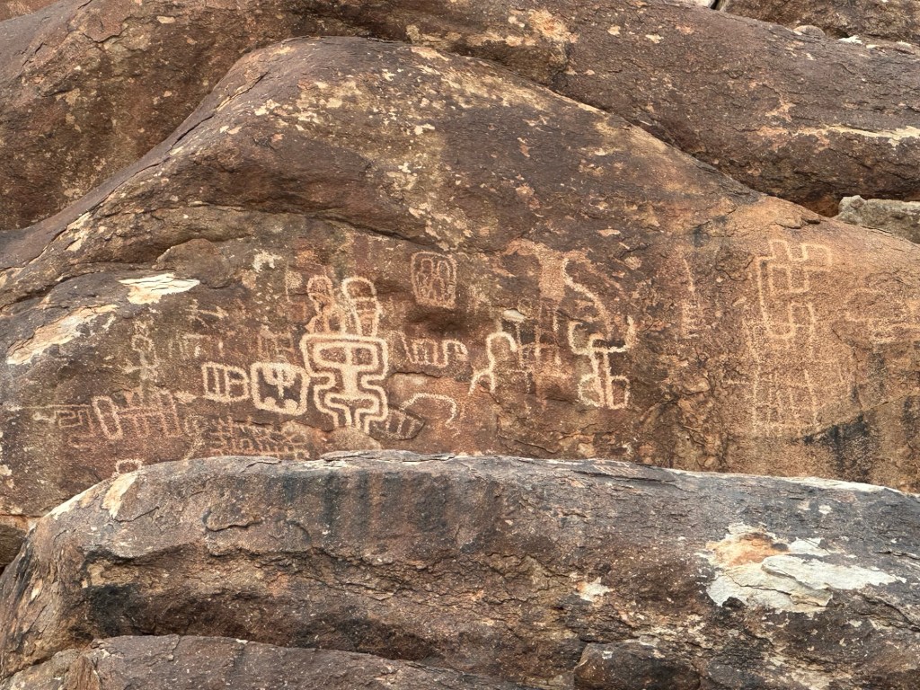 Petroglyphs at Grapevine Canyon in Fort Mohave, Arizona. Picture by Happy Vegan Campers.