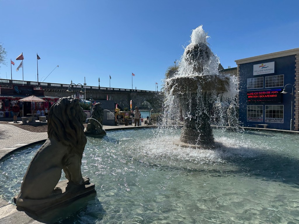 Fountain in Lake Havasu, Arizona. Picture by Happy Vegan Campers.