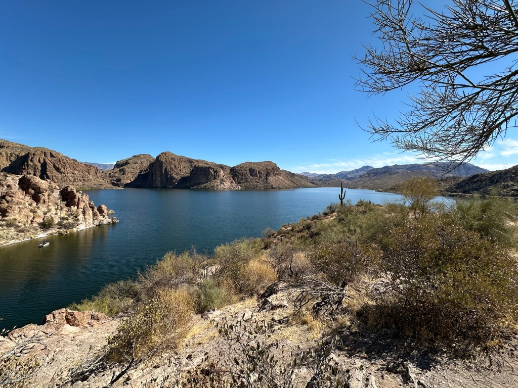 Tonto National Forest and Canyon Lake in Chandler, Arizona. Picture by Happy Vegan Campers.