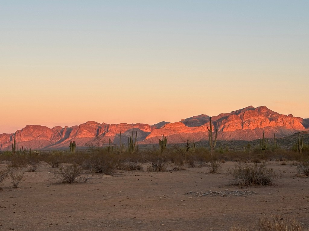 Sunset at Salt River area in Tonto National Forest. Picture by Happy Vegan Campers.