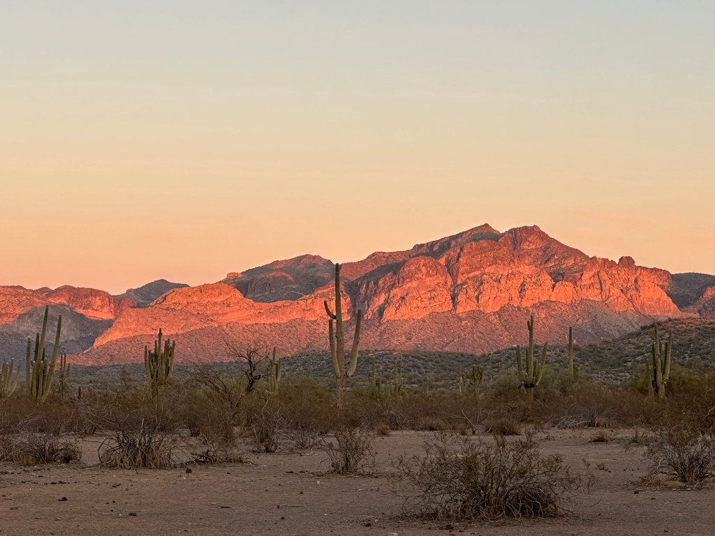 Sunset at Salt River area in Tonto National Forest. Picture by Happy Vegan Campers.