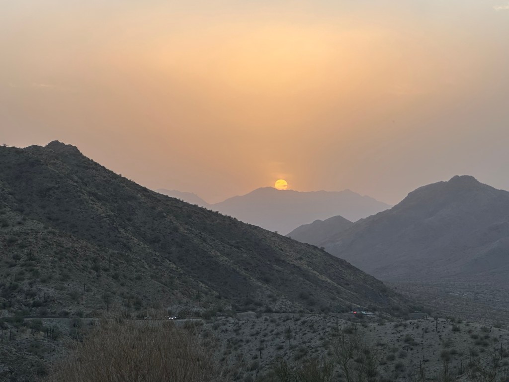 Dobbins Lookout in Phoenix, Arizona. Picture by Happy Vegan Campers.