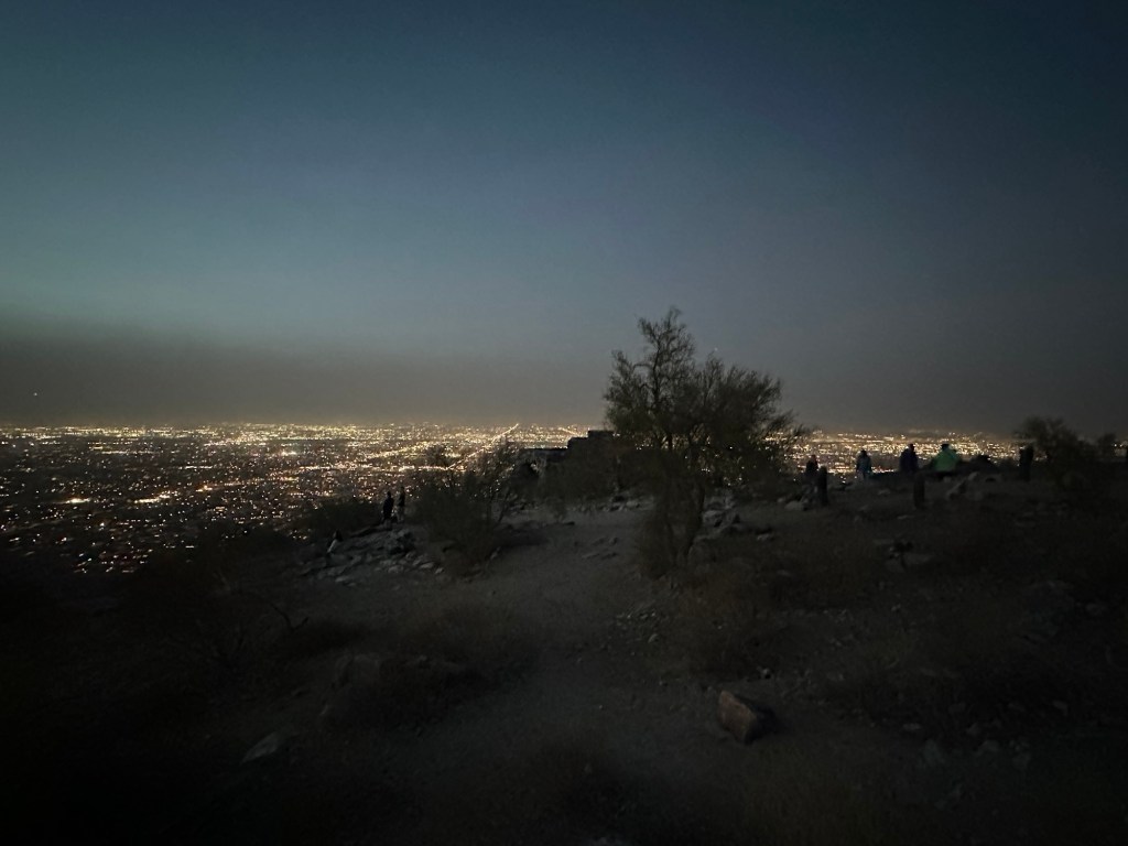 Dobbins Lookout in Phoenix, Arizona. Picture by Happy Vegan Campers.