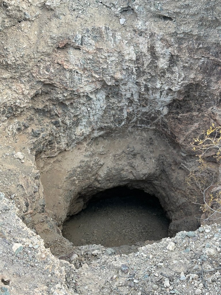 Abandoned copper mine in Ajo, Arizona. Picture by Happy Vegan Campers.