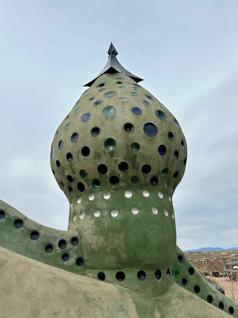 Earthship at the Great World Community in Taos, New Mexico. Picture by Happy Vegan Campers.