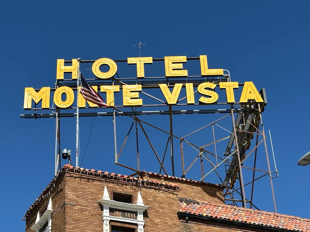 Old hotel sign in Flagstaff, Arizona. Picture by Happy Vegan Campers.