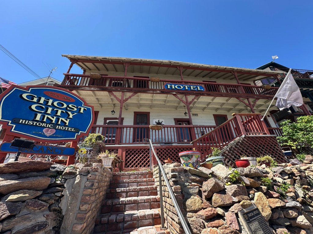 Inn in Jerome, Arizona. Picture by Happy Vegan Campers.