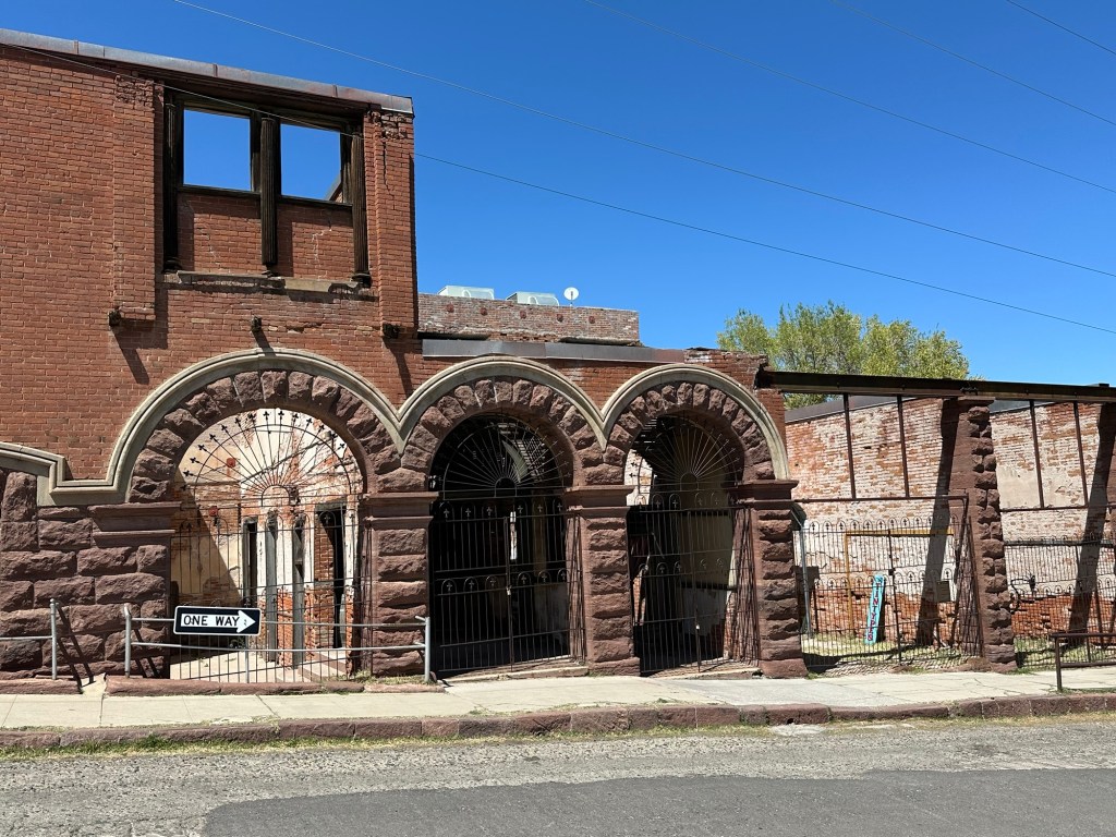 Downtown Jerome, Arizona. Picture by Happy Vegan Campers.