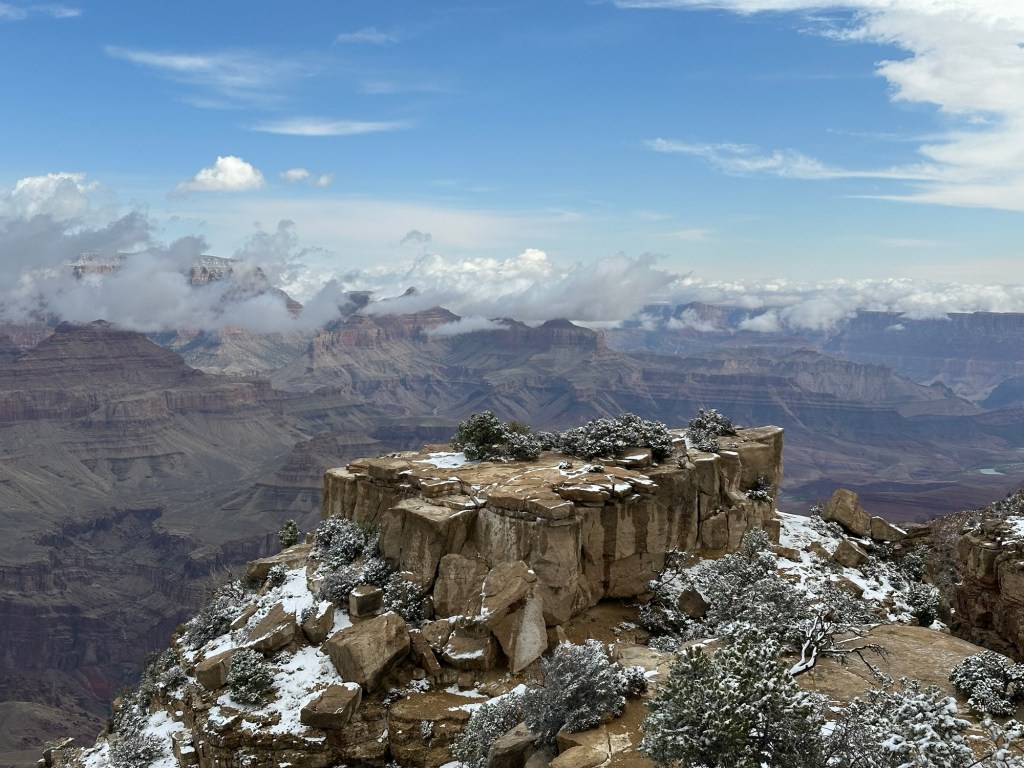 Grand Canyon South Rim at Grand Canyon Village, Arizona. Picture by Happy Vegan Campers.