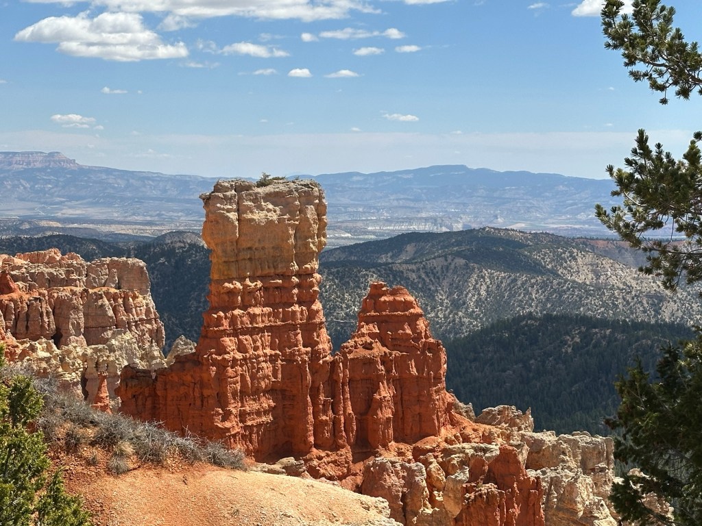 Bryce Canyon National Park in Bryce Canyon City, Utah. Picture by Happy Vegan Campers.