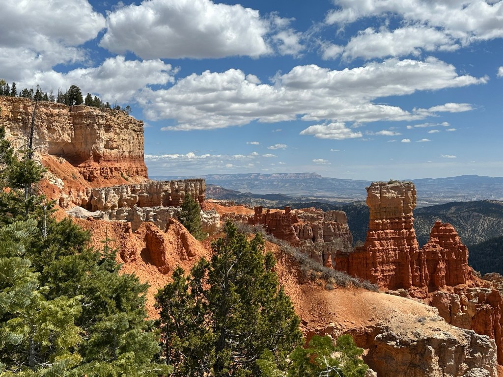 Bryce Canyon National Park in Bryce Canyon City, Utah. Picture by Happy Vegan Campers.