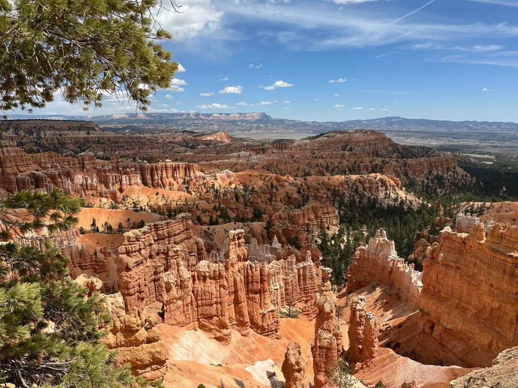 Bryce Canyon National Park in Bryce Canyon City, Utah. Picture by Happy Vegan Campers.