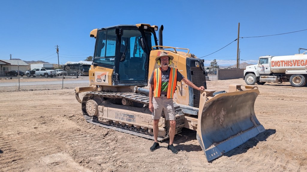 Daniel at Dig This Las Vegas in Las Vegas, Nevada. Picture by Happy Vegan Campers.