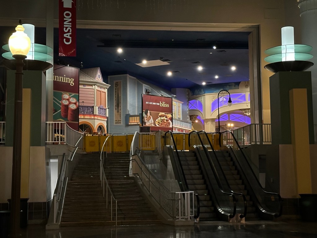 Primm Mall in Primm, Nevada. Picture by Happy Vegan Campers.