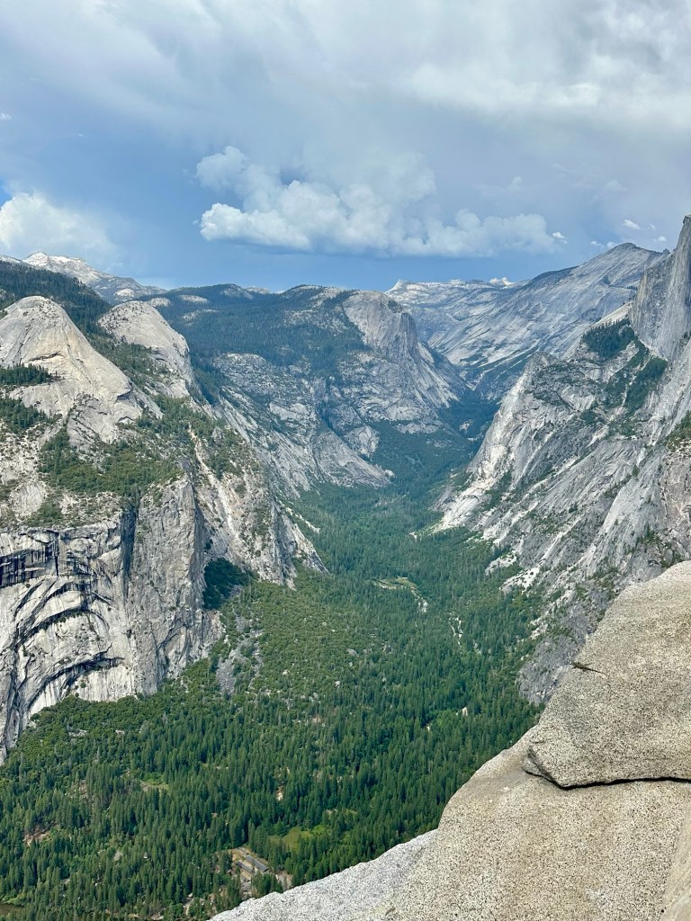 View of Yosemite Valley from Glacier Point in Yosemite National Park, California. Picture by Happy Vegan Campers.