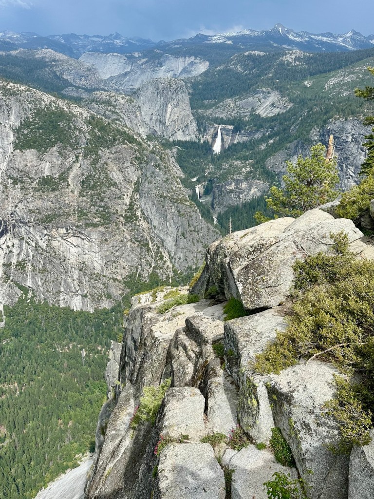View from Glacier Point in Yosemite National Park, California. Picture by Happy Vegan Campers.