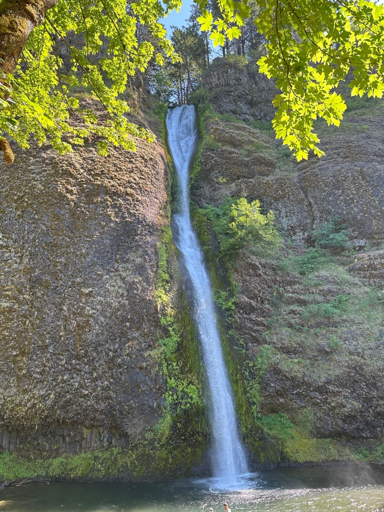 Horsetail Falls in Corbett, Oregon. Picture by Happy Vegan Campers.