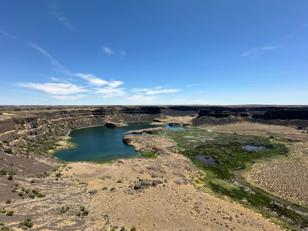 View from Dry Falls Vista House in Coulee City, Washington. Picture by Happy Vegan Campers.
