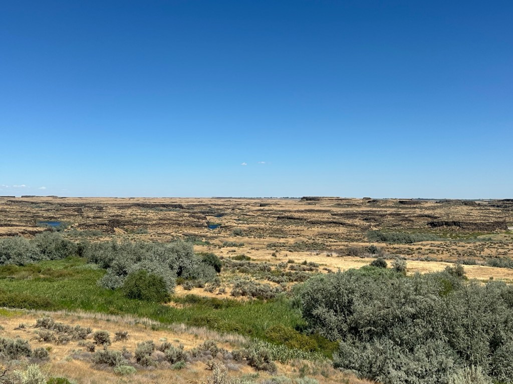 Drumheller Channels National Natural Landmark near Othello, Washington. Picture by Happy Vegan Campers.