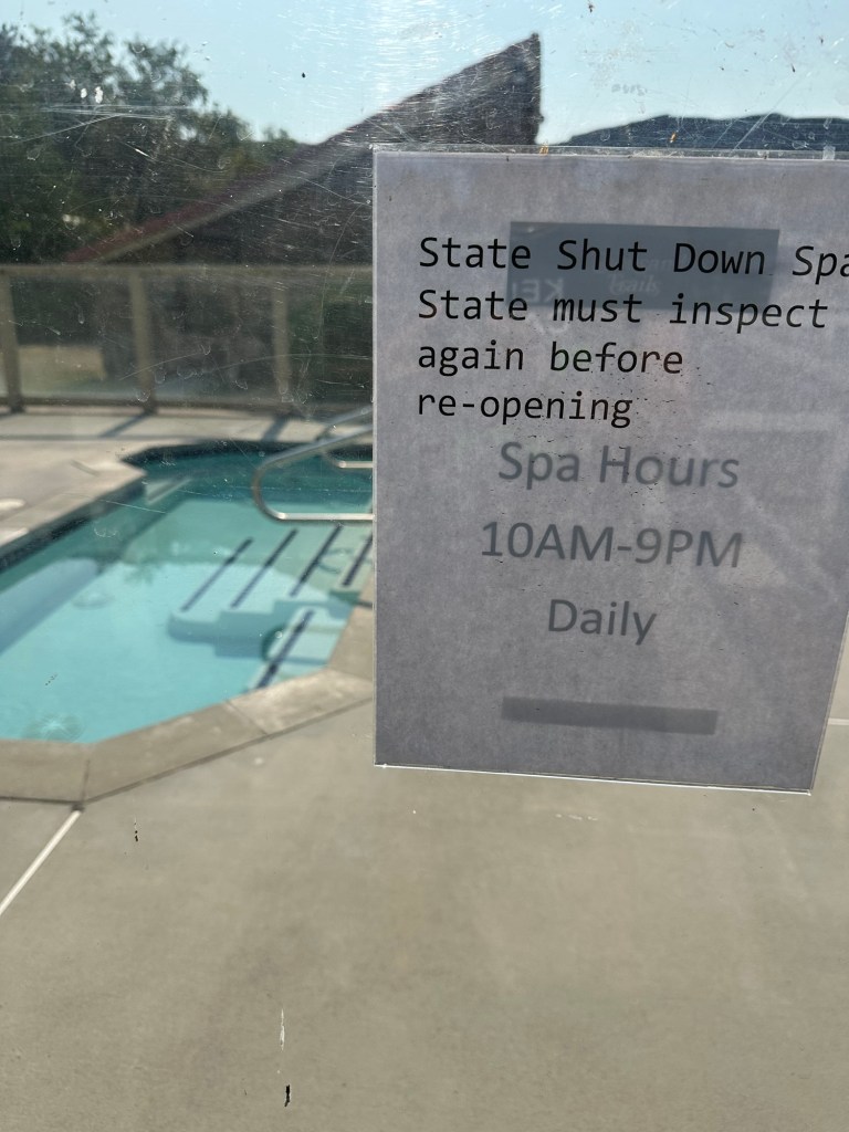 Hot tub closure at Thousand Trails Crescent Bar in Quincy, Washington. Picture by Happy Vegan Campers.