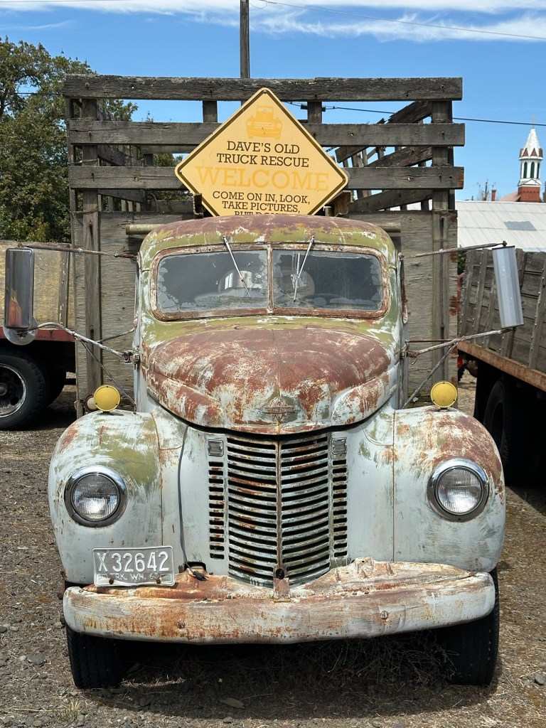 Vintage cars in Sprague, Washington. Picture by Happy Vegan Campers.