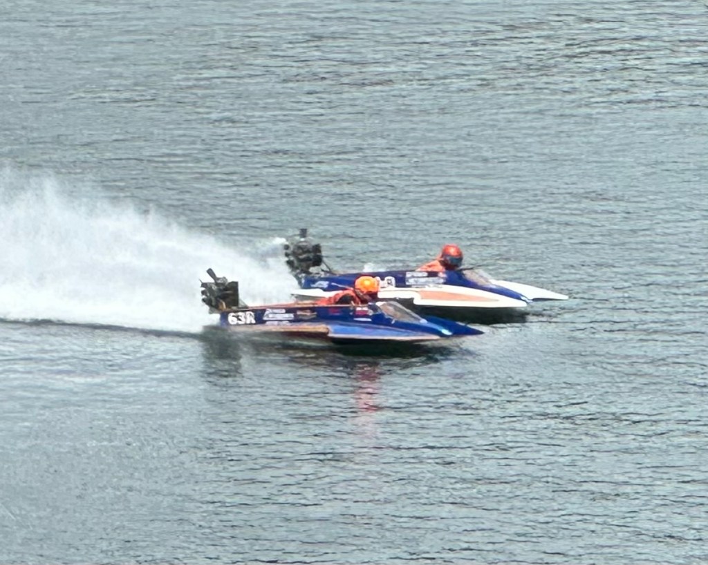 Boat races on Pend Oreille River in Newport, Washington. Picture by Happy Vegan Campers.