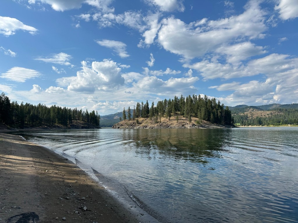 Pend Oreille River in Newport, Washington. Picture by Happy Vegan Campers.