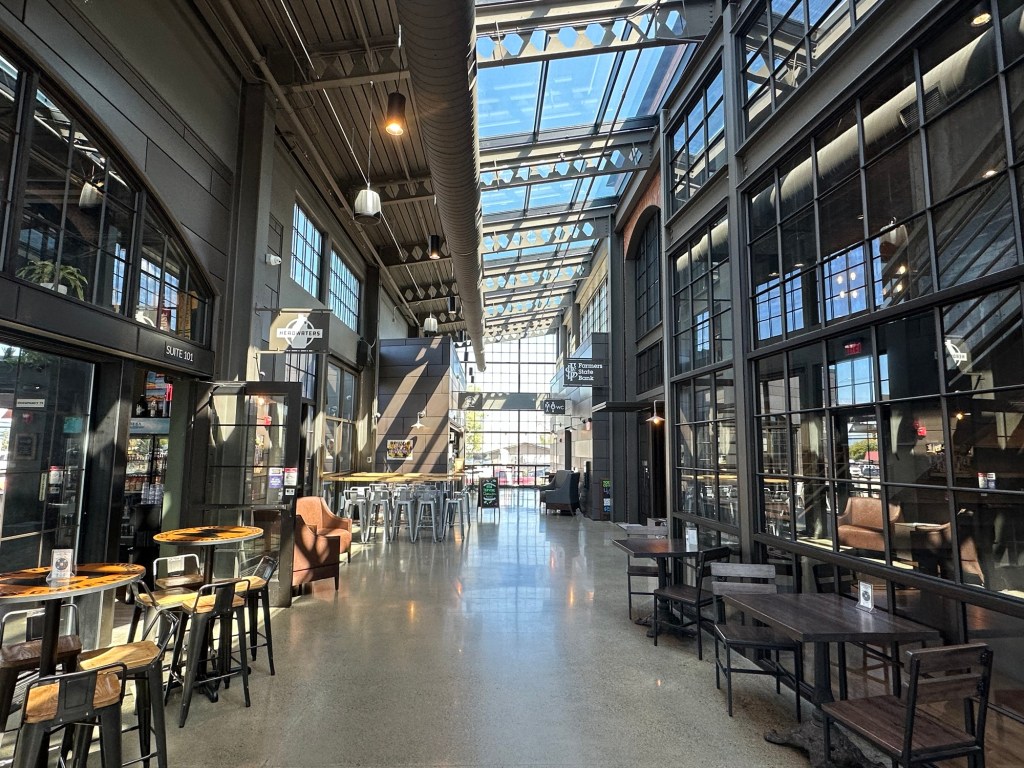 Building with Headwaters Crafthouse, a bank, and coffee bar in Helena, Montana, USA. Picture by Happy Vegan Campers.