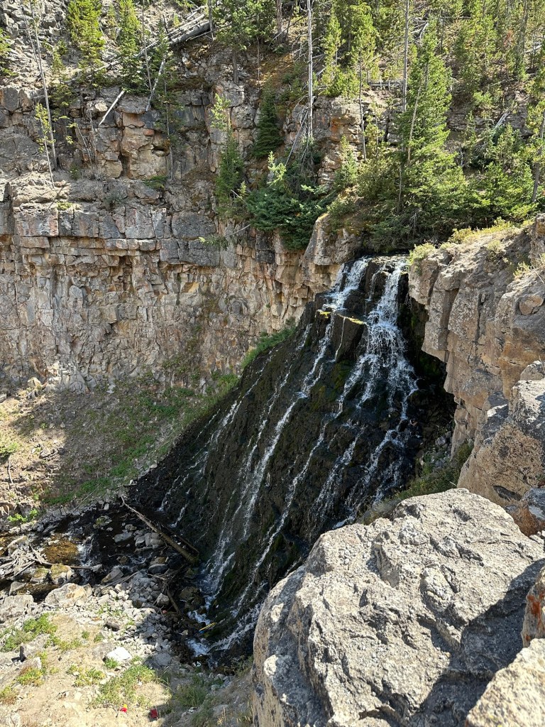 Golden Gate waterfall in Yellowstone National Park in Montana, USA. Picture by Happy Vegan Campers.