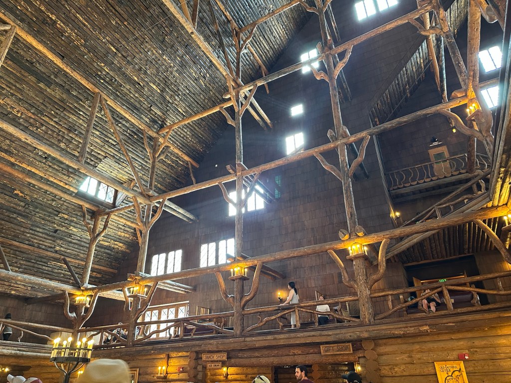 Old Faithful Geyser in Yellowstone National Park in Wyoming, USA.