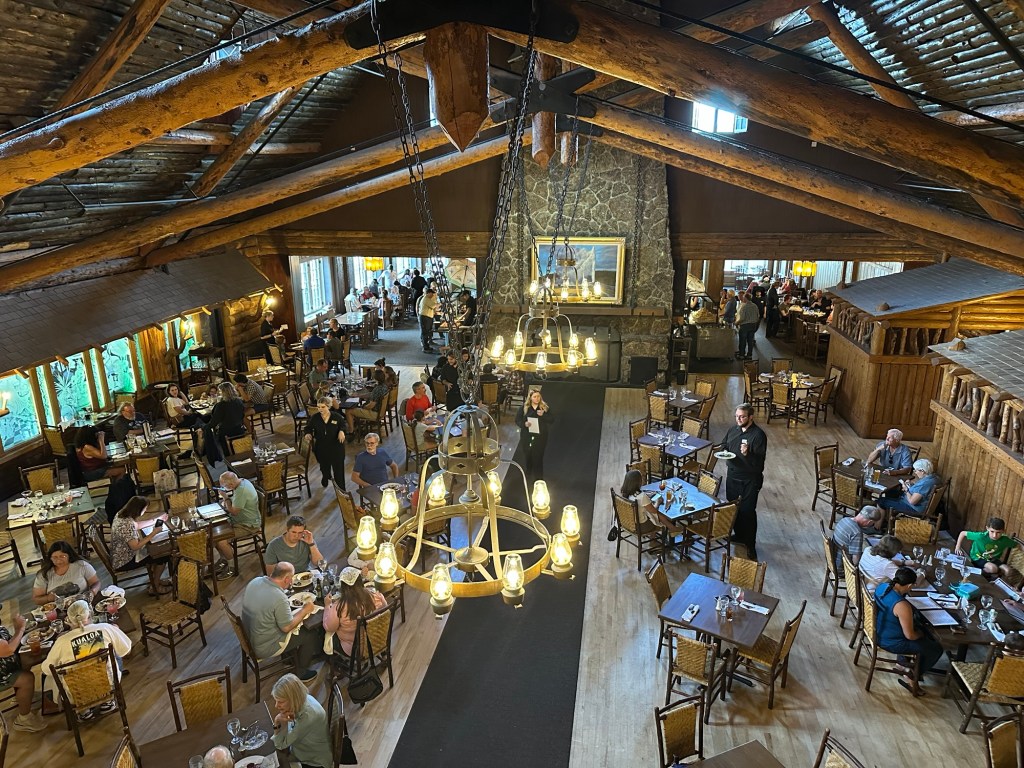 Old Faithful Geyser in Yellowstone National Park in Wyoming, USA.