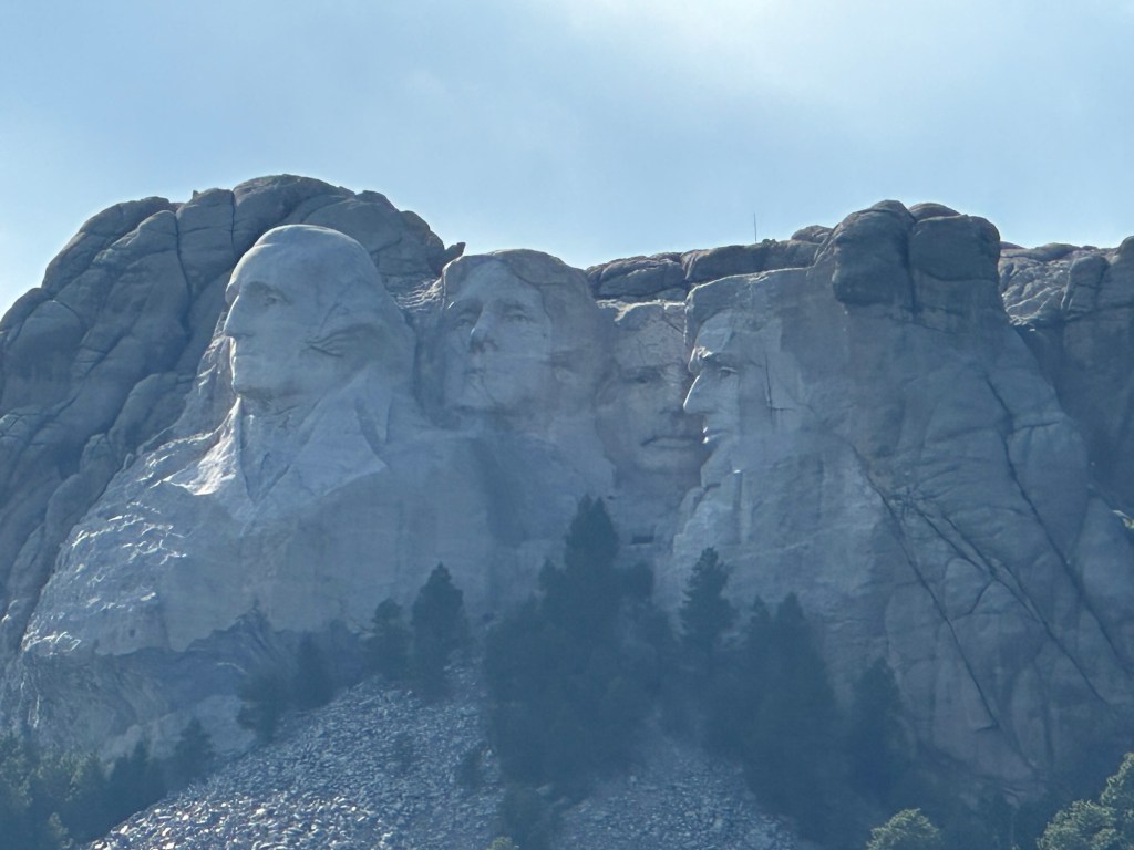 Mount Rushmore National Memorial in Keystone, South Dakota, USA.