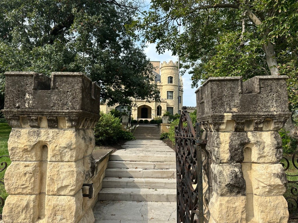 Exterior view of Joslyn Castle in Omaha, Nebraska, USA.