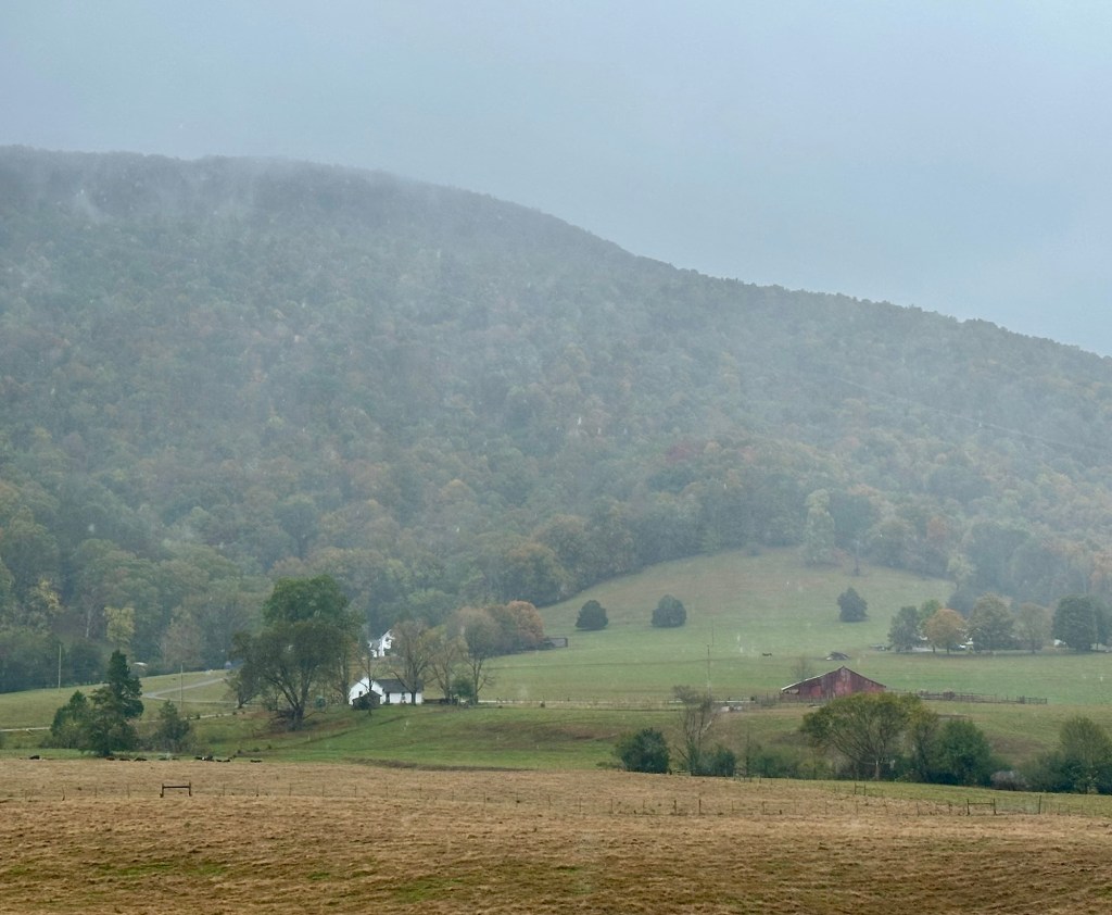 Fall colors and fields in Sequatchie Valley in Dunlap, Tennessee, USA.
