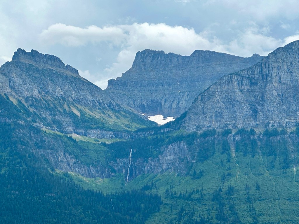 Mountain and glaciers in Glacier National Park in Montana. Picture by Happy Vegan Campers.